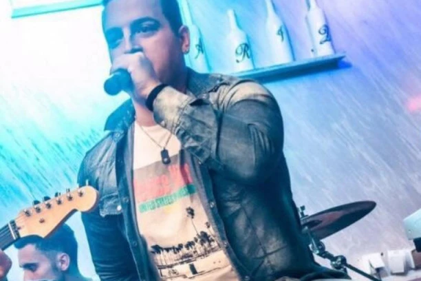 PEVAČ NASILNIK PRIZNAO DA JE IZGUBIO SAM SEBE: Objava na društvenim mrežama od pre dva dana NASLUTILA GNEVNI UDARAC