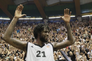 (VIDEO) ŽESTOKO RAZLJUTIO DELIJE: Gist BEZ DLAKE na jeziku, GROBARI su nešto najbolje!