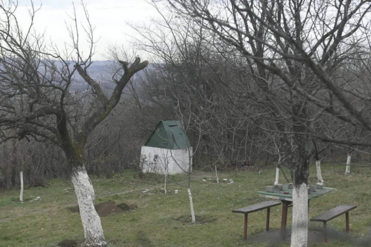 (FOTO, VIDEO) Republika u Ritopeku: OVO JE BUNAR U KOJEM JE PRONAĐENA LOBANJA?!