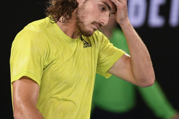 AUSTRALIJA U SUZAMA: Cicipasov PAKAO u Melburnu!