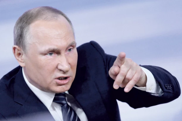 PUTIN ZAGRMEO NA AMERIKANCE: Gubite se iz Crnog mora