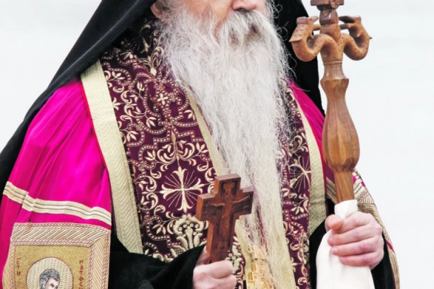 NARODNI OBIČAJ KAŽE DA DANAS NE TREBA RADITI, A EVO ŠTA JE STAV CRKVE! Veliki petak jedan je od najvećih hrišćanskih praznika!