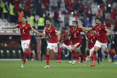 AL AHLI TRIJUMFALAN: EL ŠENAVI ODBRANIO TRI PENALA, Egipćani treći na FIFA klupskom prvenstvu!