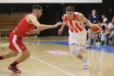 PUKLA STOTKA ZA DERBI SA PARTIZANOM: Zvezda može i bez pola tima - Radnički potučen do kolena!