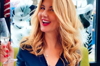 OTVORENO: Vesna Dedić o silikonima!