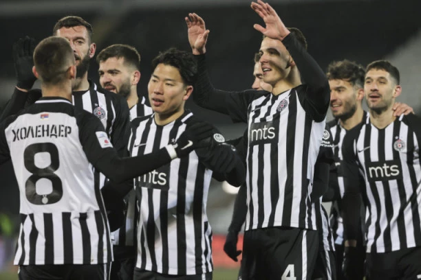 OVAKAV PARTIZAN JE ZASTRAŠUJUĆ: Crno-beli ODRŽALI LEKCIJU Pazarcima na putu ka DOMINANTNOJ POBEDI!