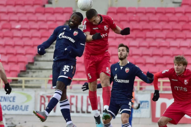 NOVINE U SUPERLIGI: Stanković na klupi RADNIČKOG!