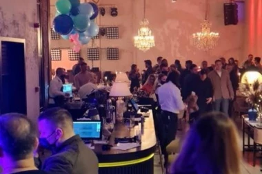 (FOTO) KORONA ŽURKE BUJAJU PO BEOGRADU: Komunalci zatekli HAOS u srcu prestonice, zatvorili DVA lokala za pola sata