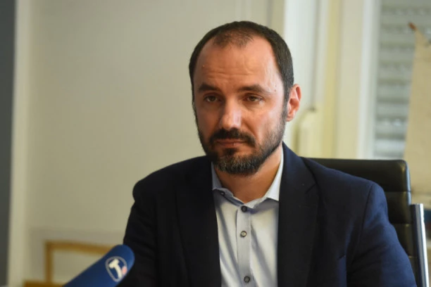 Boris Milošević: Pomoć za Baniju i dalje potrebna!