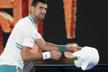 (FOTO) SVI SE DIVE NOVAKU: NBA superstar uputio moćnu čestitku Đokoviću!