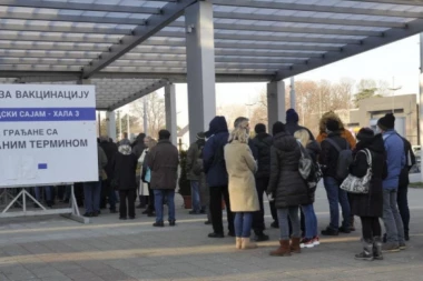 Otkrivena prevara na Beogradskom sajmu! Volonter FALSIFIKOVAO POTVRDE o vakcinaciji za lica koja nisu prisutna
