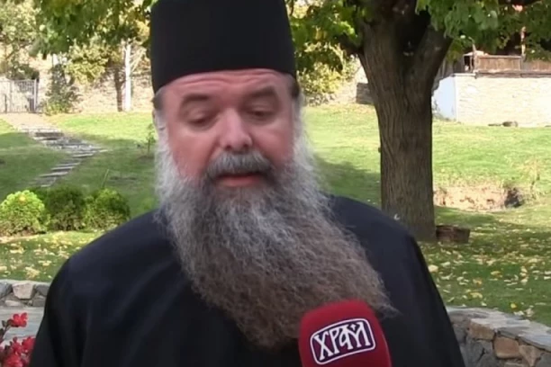 Iguman Petar Dragojlović: Crkva je Majka i treba je voleti a ne medijski čerečiti