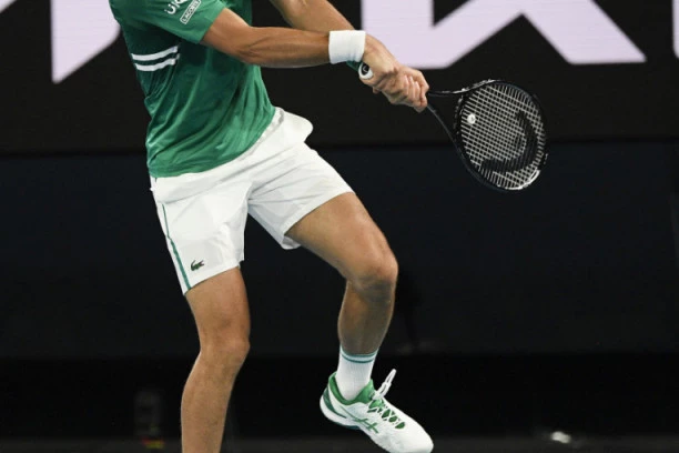 NIŠTA MU NIJE SVETO: Bedni Australijanac ponovo isprozivao Novaka, nazvao ga lažovom?!