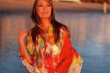 ONA IMA 70 GODINA? Glumici se svi dive na izgledu, niko joj ne bi dao ni 40!