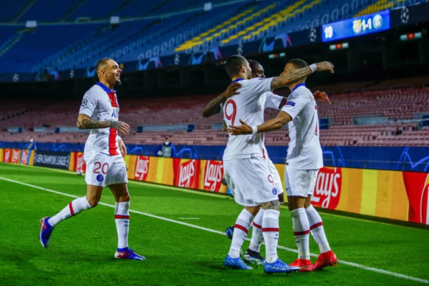 LIGA ŠAMPIONA SE VRATILA NA VELIKA VRATA: Mbape PREGAZIO očajnu Barselonu, Liverpul surovo kaznio greške Lajpciga u komšiluku!