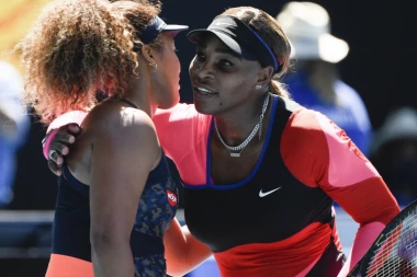 OSAKA JE SERENINA NOĆNA MORA: Japanka na Amerikanku u finalu Australijan Opena!