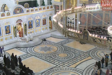 PRVI REZULTATI GLASANJA: Samo jedan vladika dobio više od polovine glasova