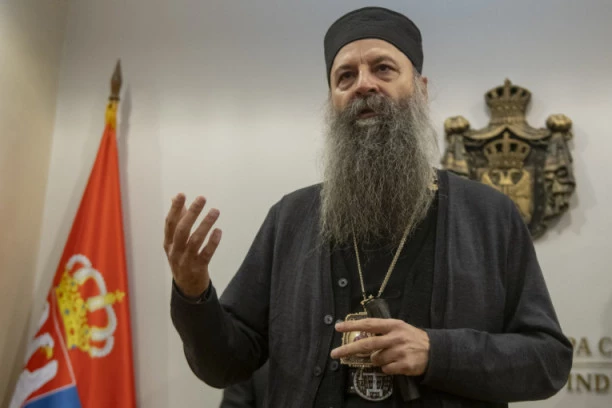PATRIJARH PORFIRIJE U PEĆKOJ PATRIJARŠIJI! Tamo će provesti prva tri dana Uskršnjeg posta