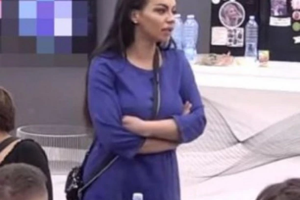 (VIDEO) STANIJIN ULAZAK BI JE POREMETIO?! Rialda žestoko isprovocirala Zerinu zbog Tomovića!