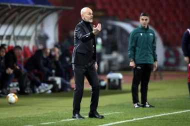 PIOLI IZVREĐAO SOLSKJERA: Trener Milana POTPUNO poludeo, ispsovao Norvežanina i SPOMENUO mu sestru!