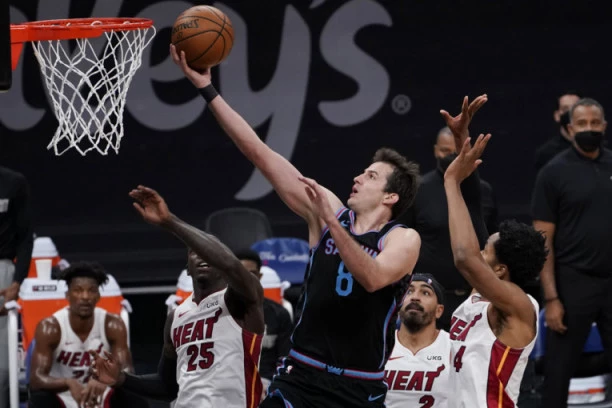 (VIDEO) KAD PRORADI SRPSKI  INAT: Svi su ga otpisali, Bjelica odigrao MEČ SEZONE!