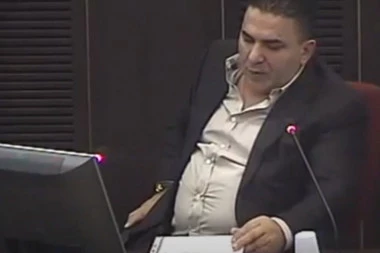 KELJMENDI PUŠTEN POSLE SASLUŠANJA: Nakon razgovora sa inspektorima mirno izašao iz policijske stanice!