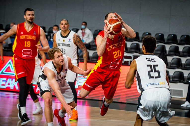 ZVANIČNO: Crna Gora na Eurobasketu umesto Rusije!