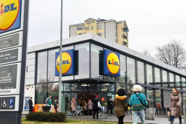 LIDL POZVAO NA HITNO POVLAČENJE PROIZVODA: Ovaj predmet nije bezbedan - odmah ga vratite! (FOTO)