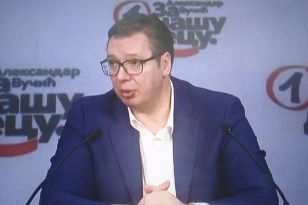 VUČIĆ UPOZORIO: Čeka nas veoma težak period, biće pritisaka!