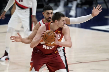 (VIDEO) MVP PARTIJA SRBINA: Jokić se RAZGOROPADIO protiv Lilarda i "Mela", Denver PREŽIVEO Portland!