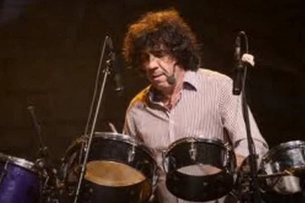 VELIKA TUGA! PREMINUO DRAGOLJUB ĐURIČIĆ: Bubnjar izgubio bitku sa koronom