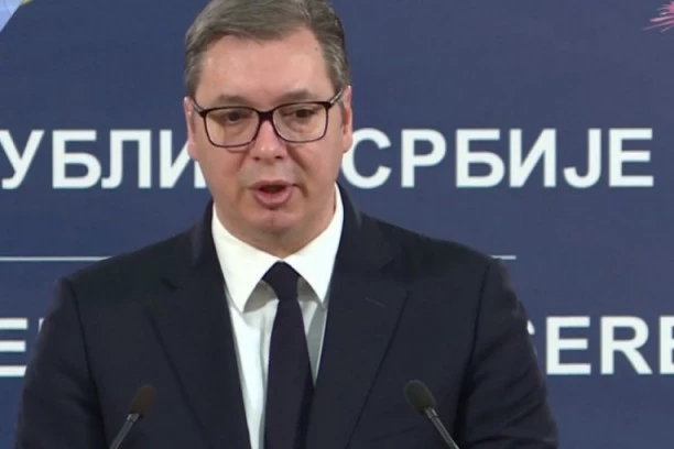 (FOTO) VUČIĆ UOČI GOSTOVANJA NA PRVOJ: Najviše volim da radim vikendom jer su gužva i pritisak manji!