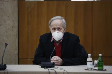 BUDITE SPREMNI, KRIZNI ŠTAB ĆE SIGURNO POOŠTRITI MERE: Dr Pelemiš nije vrdao, poslao je građanima jasnu PORUKU!