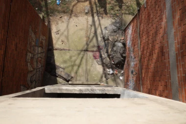 MISTERIOZNA SMRT DEVOJKE NA VIDIKOVCU: Komšije otkrile JEZIVE DETALJE! OVO JE UKLETI KRAJ?!