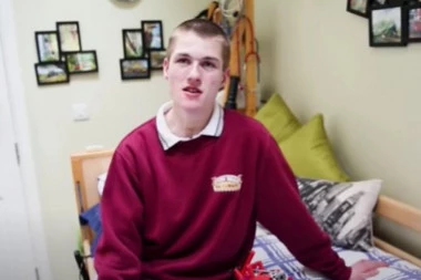 MLADIĆ ROĐEN S KLETVOM! Ako zatvori oči, umreće!