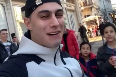 (VIDEO) POZNATI TIKTOKER PREŠAO SVAKU GRANICU: Pokušao da se IŽIVLJAVA NAD ŽIVOTINJAMA, PA JE USLEDIO ŠOK OBRT!