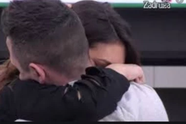 BIVŠA ZADRUGARKA OTKRIVA SVE O  SE*SU sa Čolakom, pa osula paljbu po zadrugarima: Svi su fejk!