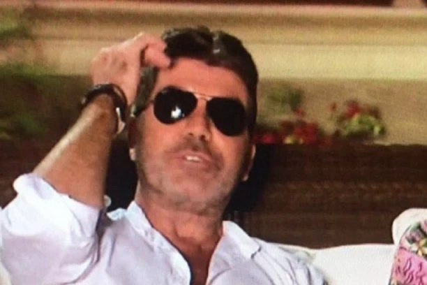 Sajmon hitno operisan, umalo ostao nepokretan!