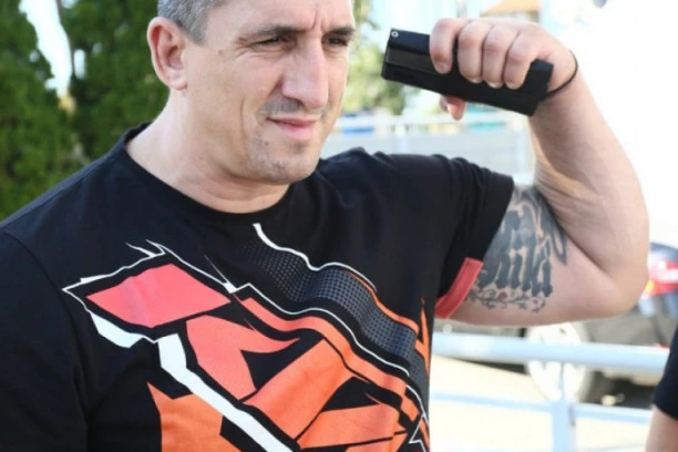 KRISTIJAN UZIMA KRISTINI DETE: Ostaviće je posle rijalitija, a bebu će čuvati sa Ivanom,TO ĆE BITI MOJ POKLON!