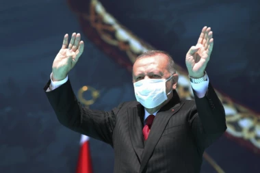 (HIT VIDEO) HOLIVUDSKE ZVEZDE NA ERDOGANOVOM ROĐENDANU! Čuveni glumci oduševljeni turskim liderom, a među njima je Madonin bivši