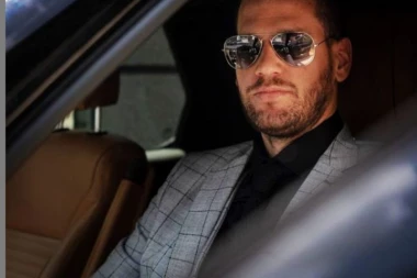 (FOTO) BIVŠI IGRAČ ZVEZDE, OCU POSVETIO PESMU: Evo ko je sin Bratislava Bate Gašića, od danas ponosni otac