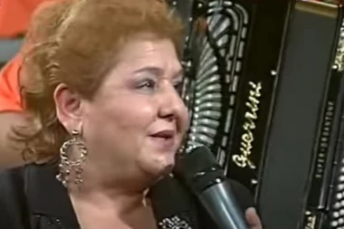 MONSTRUOZNO UBISTVO u domu poznate pevačice: Mladić je USMRTIO prijatelja, a nakon toga je kuća Vide Pavlović postala "UKLETA", doneta je odluka da se SRUŠI!