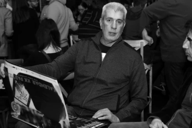 POSLEDNJI POZDRAV "SVETOM SAVI": Obradović ispratio kuma na večni počinak, navijači se oprostili od legende rečima koje paraju srce!