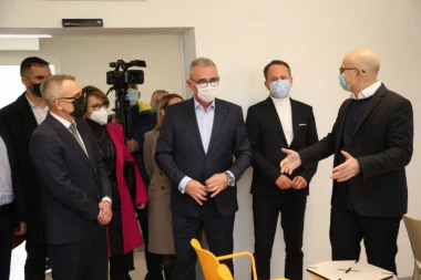 NIS nastavlja da ulaže u zdravlje zajednice i grad Novi Sad: Rekonstruisan objekat Doma zdravlja u Novom Sadu u Almaškoj ulici