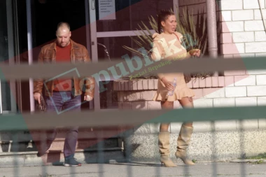 (FOTO) REPUBLIKA NA LICU MESTA: Prve fotografije Tijane Ajfon posle saslušanja u SBPOK!