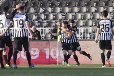 (VIDEO) ŠTETA ŠTO NEMA PUBLIKE U HUMSKOJ: Partizan poveo posle MAESTRALNE akcije!