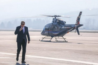 NIJE ŠTO JE NJEGOV, ALI...! Igor o fotografiji oca Milorada Dodika na sarajevskom aerodromu!