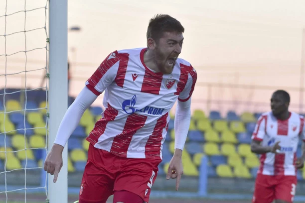 GROM IZ VEDRA NEBA: Milan Pavkov POTPISAO!