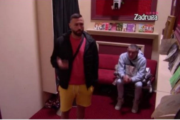 (VIDEO) FIFI, ŽENA TE JE OSTAVILA! Skandal u Amneziji, Ša upao u studio tokom Mićinog izlaganja, PLJUŠTALE UVREDE!