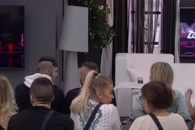 (VIDEO) UPLAŠIO se Tarine reakcije?! Teodora iskoristila što Simove nema pa sela kod Ša: On odmah POBEGAO!